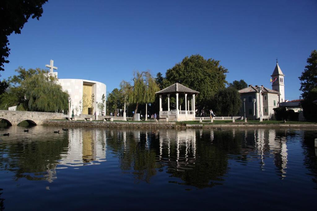 Appartamento Rino Klis Esterno foto