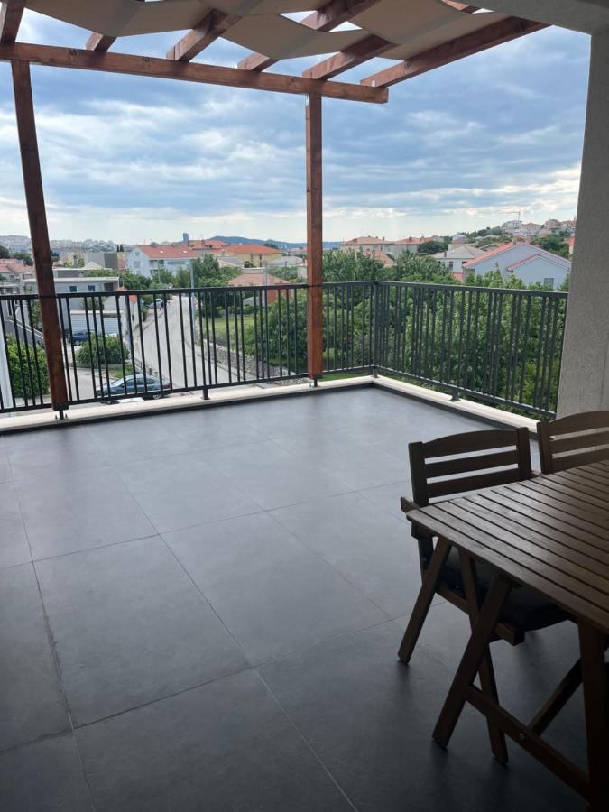Appartamento Rino Klis Esterno foto